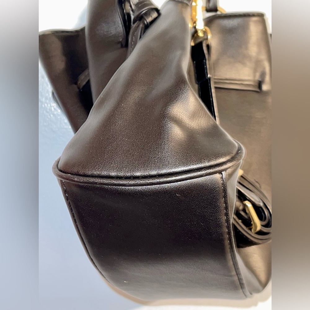 NWT (not attached) Badgley Mischka Vegan Leather Black Shoulder Bag - Picture 3 of 12